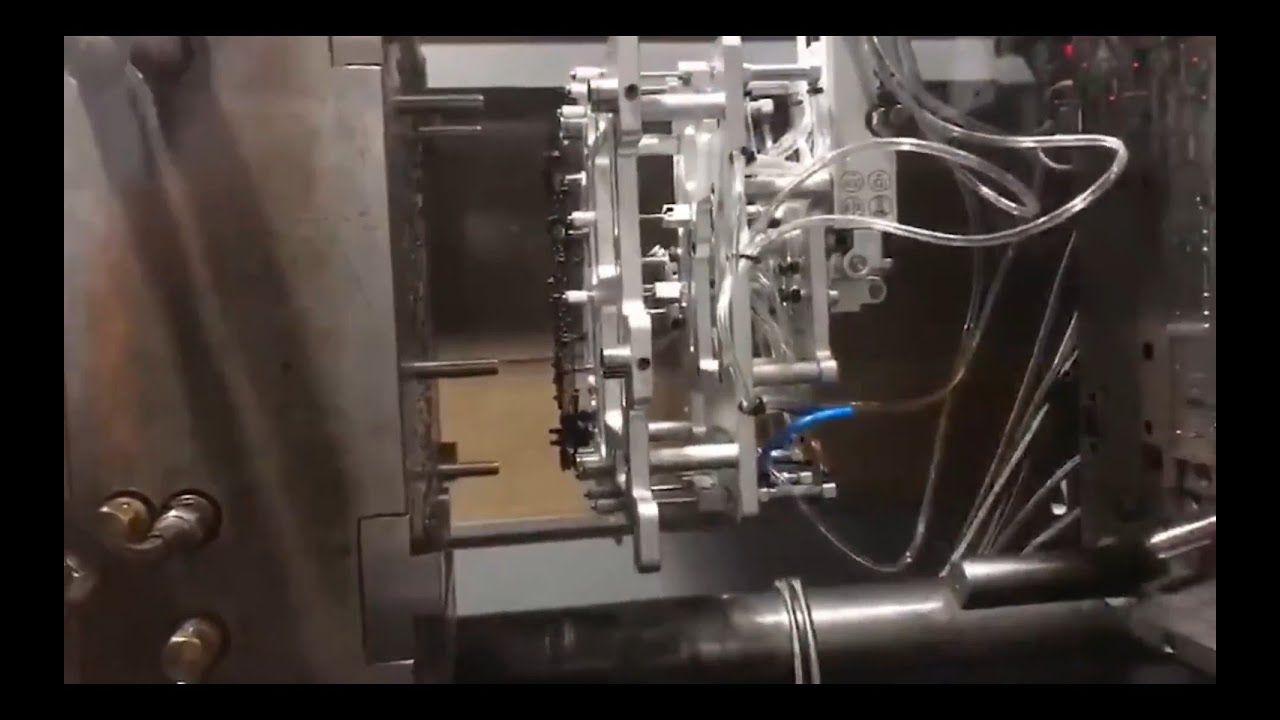 Tenso robot | Insert molding with auto feeding solution (laptop)